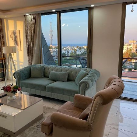 Appartamento Elegant 2+1 Flat In The Heart Of Kyrenia + Wifi Esterno foto