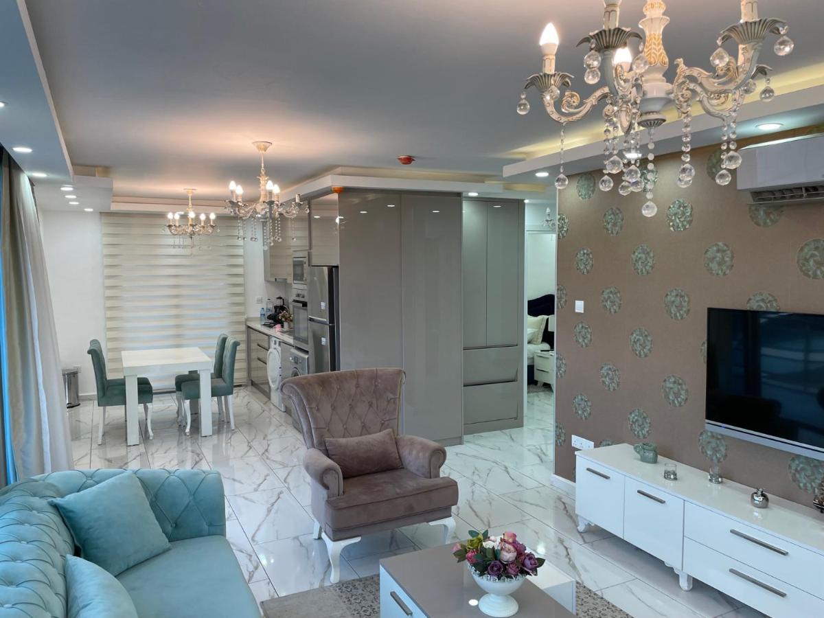 Appartamento Elegant 2+1 Flat In The Heart Of Kyrenia + Wifi Esterno foto
