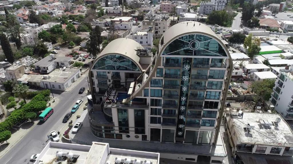 Appartamento Elegant 2+1 Flat In The Heart Of Kyrenia + Wifi Esterno foto